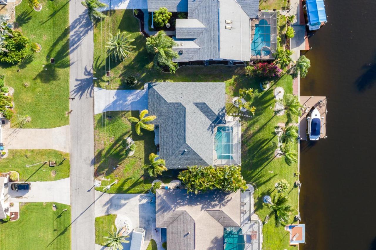 Villa Calusa, Cape Coral Exterior photo